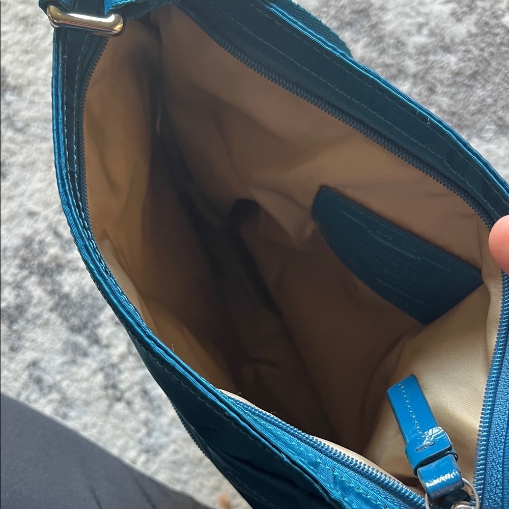 Coach Teal Crossbody Bag - Picture 6 of 7